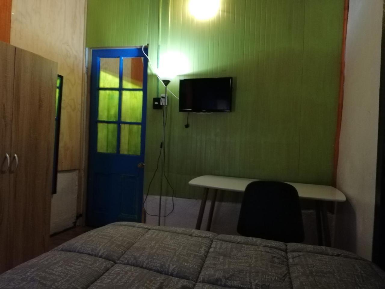 Hostal La Casona Los Ángeles Εξωτερικό φωτογραφία